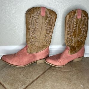 Coconut pink and brown cowboy boots size 8.5